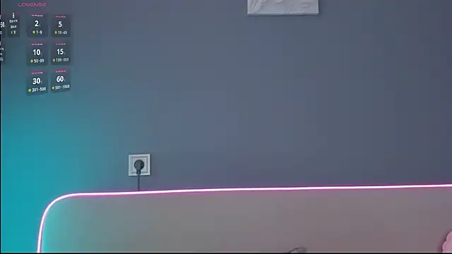 Malika_Lisan: онлайн-секс-чат