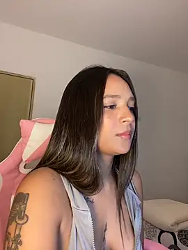 cutie_dance's Live XXX Chat