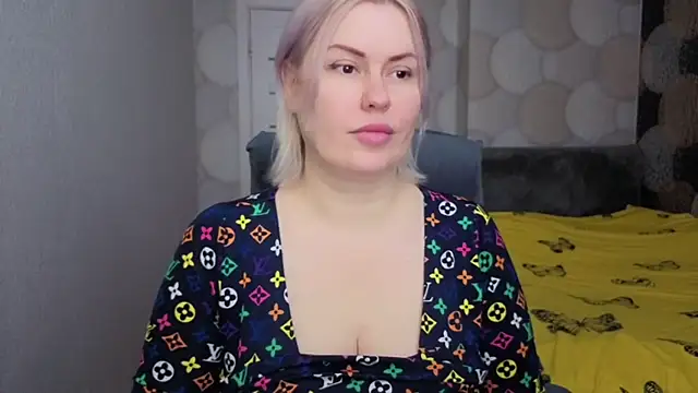 natusikn Live XXX chat