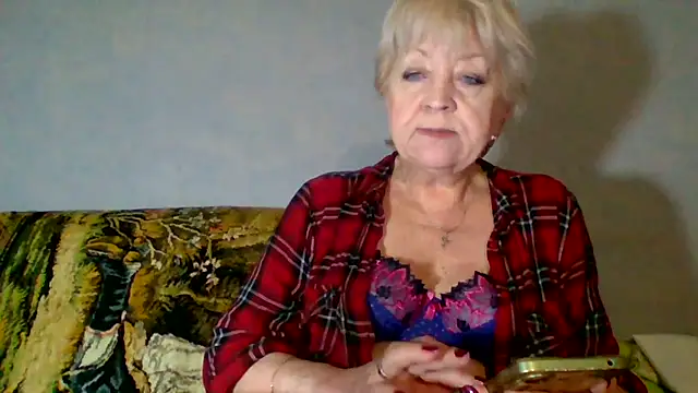 DianaQDreamのライブXXXチャット