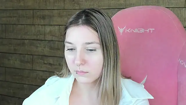 TinnaBurtonn Live XXX chat