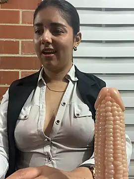 دردشة A-uroora الجنسية المباشرة