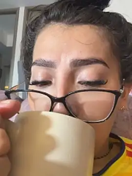 Chat XXX Live _QaraH