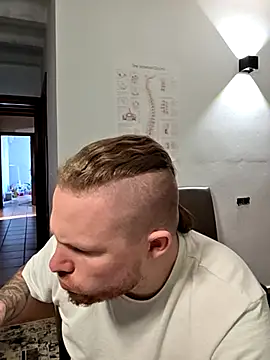 Chatroom XXX en direct de kylie_blck