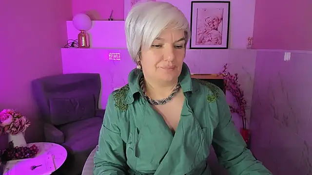 CarmenSoft's Live XXX Chat