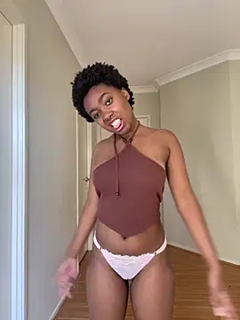 cleooxoxo Show in webcam