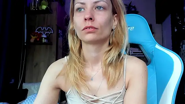 karo123421's Live XXX Chat