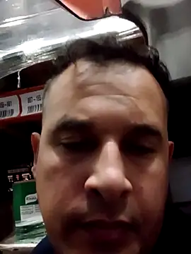 Show modela Ezehombre na web-kameri