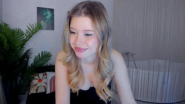 Онлайн чат XXX FollowLovee