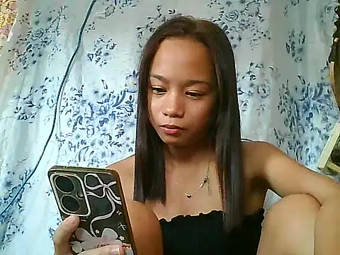 Webkamerová show Asianpinay_Skinny1818