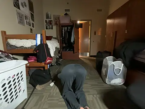 petitelatinateen 即時 XXX 聊天