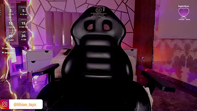 Pokazy przed kamerką – LIHIAN_TAY