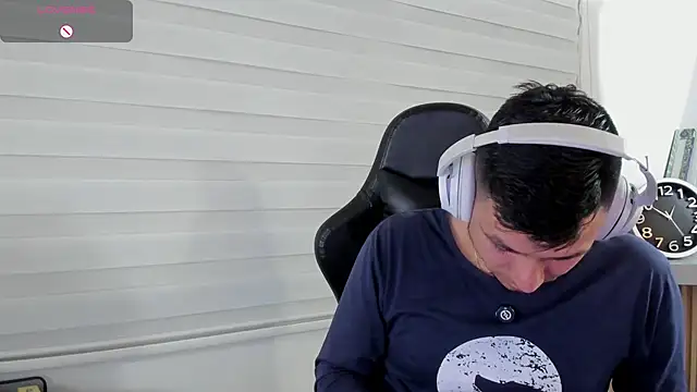 Chatroom XXX en direct de Rick_Adams