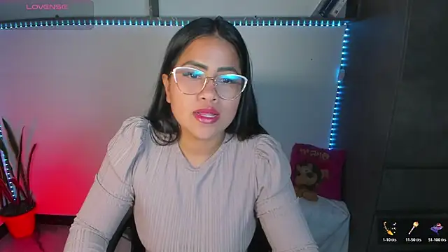 vickylatina_'s Live XXX Chat