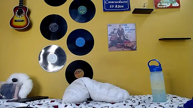 lilithevil32 লাইভ XXX চ্যাট