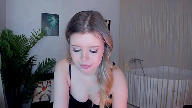 FollowLovee's Live XXX Chat