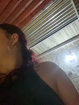 angelasm Adlı Modelin Canlı XXX Sohbeti