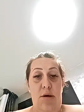 AvaSquirtMilf Webcamshow