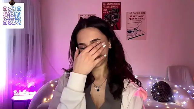 LinaMour Live XXX-chat