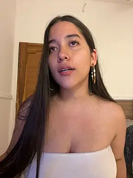 Chat +18 de Nhefertary ao vivo