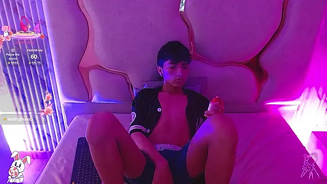XXX chat uživo modela osamu_tay
