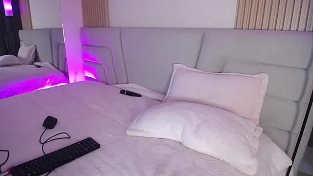 Chat +18 de Miss_Loise ao vivo