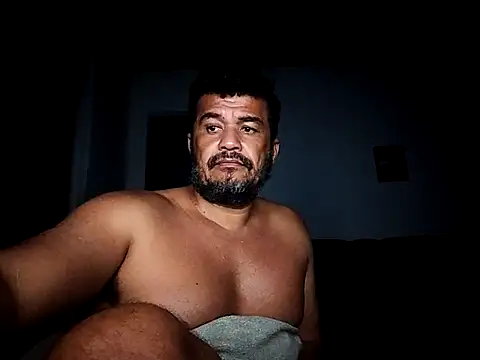 tarra122 – Naživo XXX chat