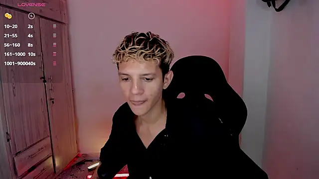 XXX chat uživo modela tylernova