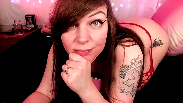 GamerGirlRoxyAndLee: онлайн-секс-чат