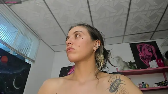 دردشة mariecam420 الجنسية المباشرة