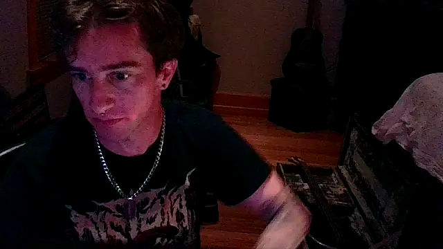 LEVIATHANX666 Show in webcam