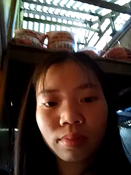 XXX chat uživo modela derylove_