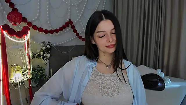 XXX chat uživo modela ContinentOfTranquility