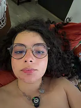 Antoniart_ Show in webcam