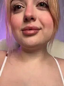 KellyMoors' Live XXX Chat