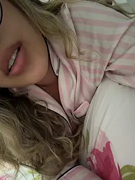 Show de webcam de saliha_pinky_