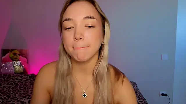 XXX chat uživo modela ChrissBerry