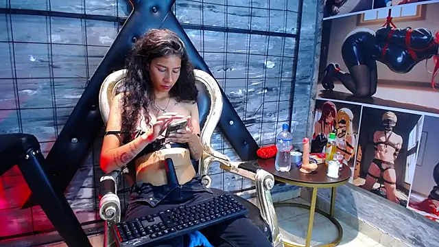 Chat XXX ao vivo de Siena_Bouer