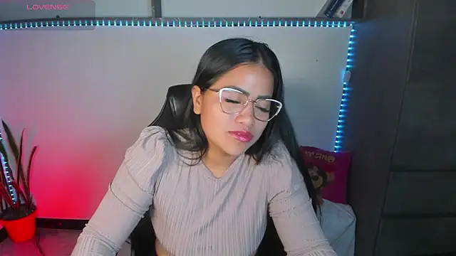 vickylatina_のライブXXXチャット