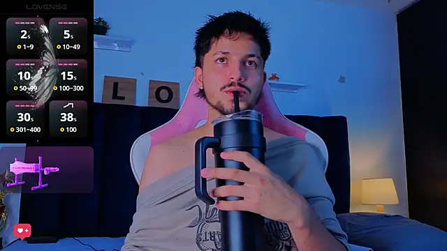 Chatroom XXX en direct de Issac_james_