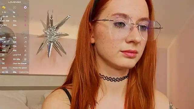 WICKEDEMBER Live XXX Chat