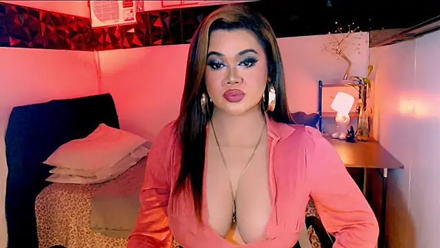 asiankatyhuge 现场XXX聊天