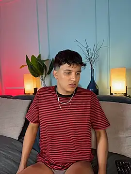 Leo_Savage_ élő XXX-chatje