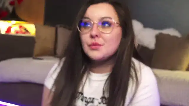 Mia_Swano Chat XXX in diretta