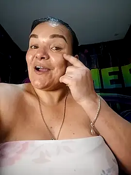 Zuleyka_69 Chat XXX in diretta