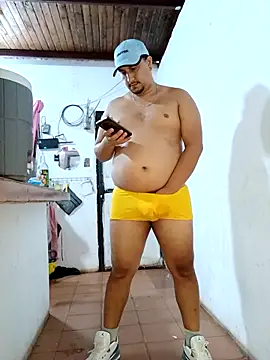 Tequilamaster: διαδικτυακό σόου στην κάμερα