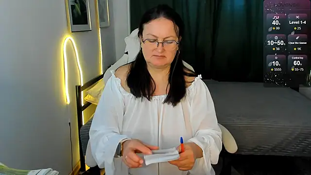 Show de hottyannaa na webcam