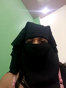 Aafreen_36 Adlı Modelin Canlı XXX Sohbeti