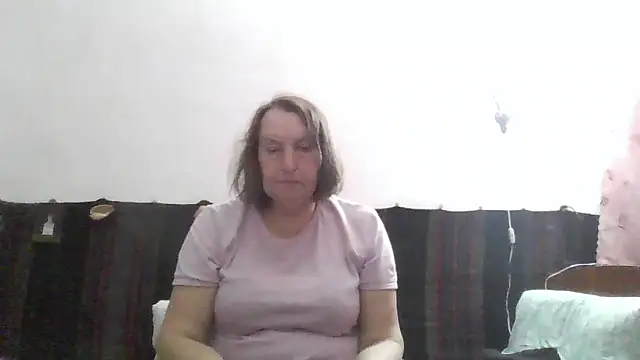 AnnaLive570 élő XXX-chatje