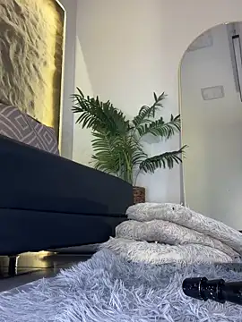 Isa__Blanc Adlı Modelin Canlı XXX Sohbeti